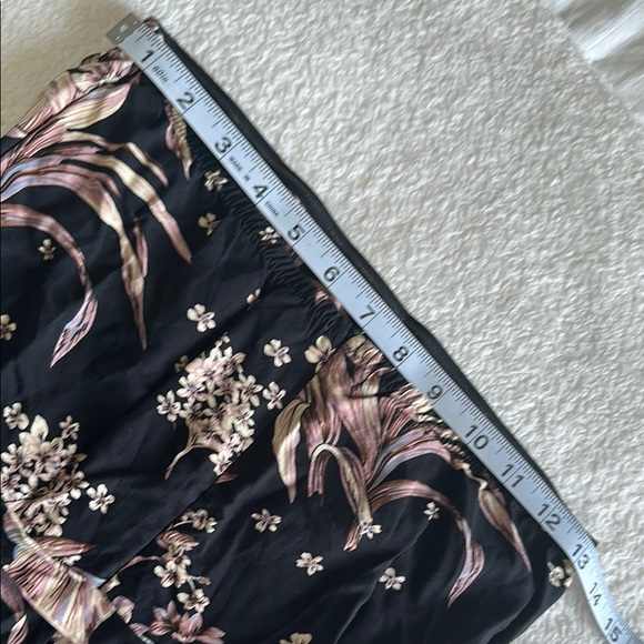 Black and Cream Ruffled Sweetheart Jumpsuit Size Small - Picture 7 of 13